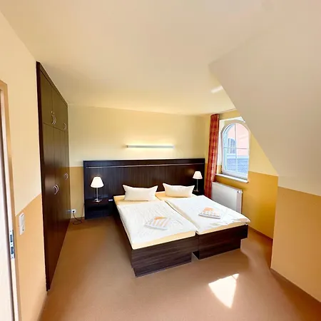 Strandburg Otel 3*